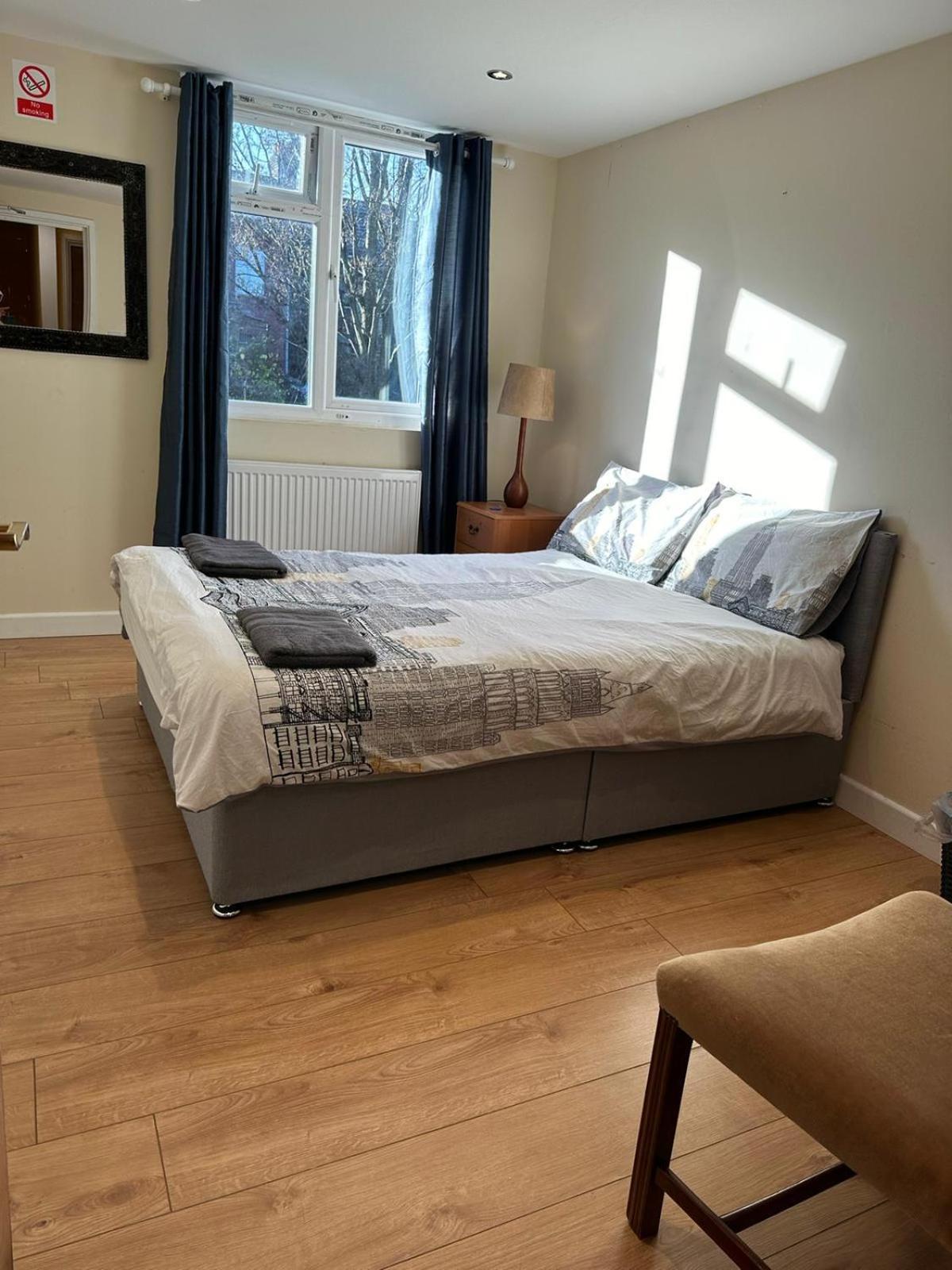 Апартаменты Luton Town House Near Airport Экстерьер фото